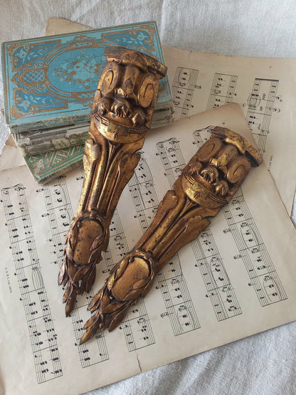 A stunning pair of French antique furniture decorations/ornaments - these salvaged hardware pieces are highly decorative in detail and eye-catching with their wonderful time-worn bronze finishes. 