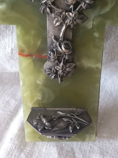 An absolutely beautiful French antique religious Holy water font, a highly decorative piece made from onyx with silver coloured Crucifix and water font with floral design in relief - to the rear is a brass plate with a hanging loop. These are getting much rarer to find these days, especially in this beautiful condition.
