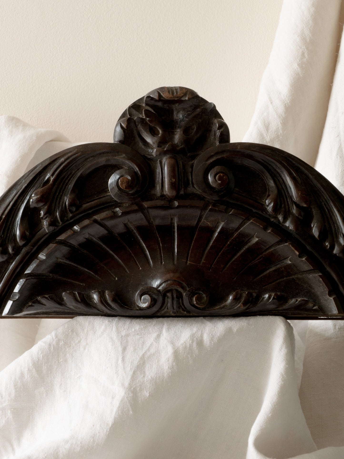 A stunning French antique carved dark wooden furniture pediment highly decorative and expertly crafted by a carpenter - this is a very heavy, quality piece and will look fabulous in any interior.