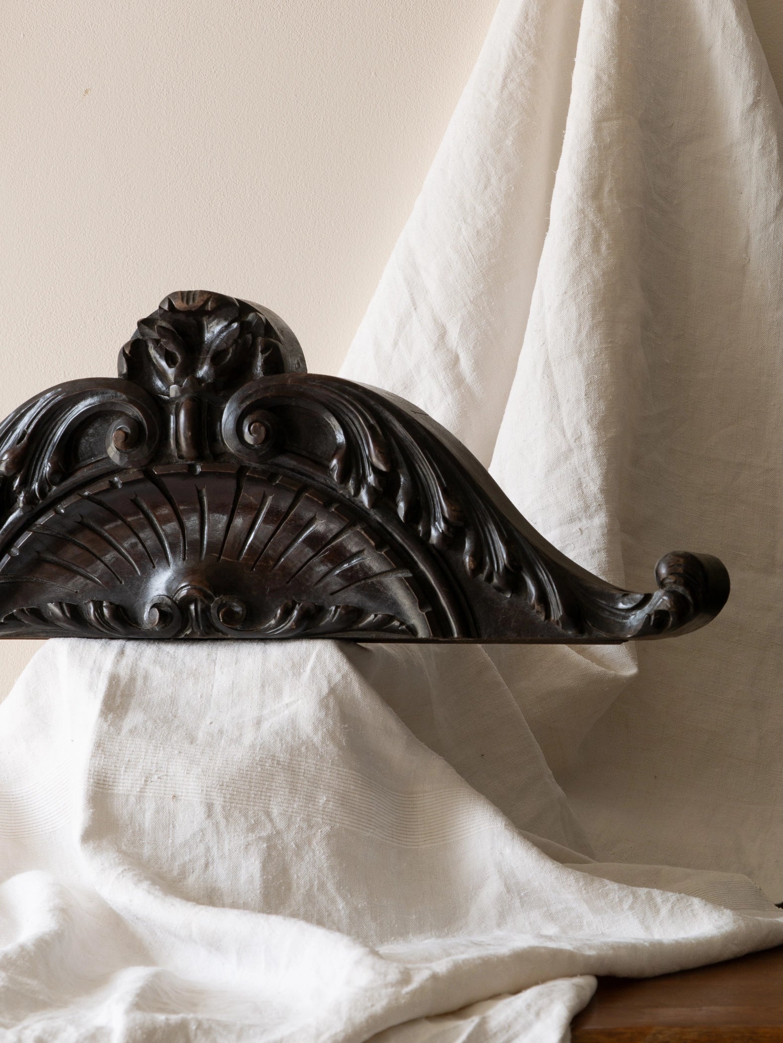 A stunning French antique carved dark wooden furniture pediment highly decorative and expertly crafted by a carpenter - this is a very heavy, quality piece and will look fabulous in any interior.