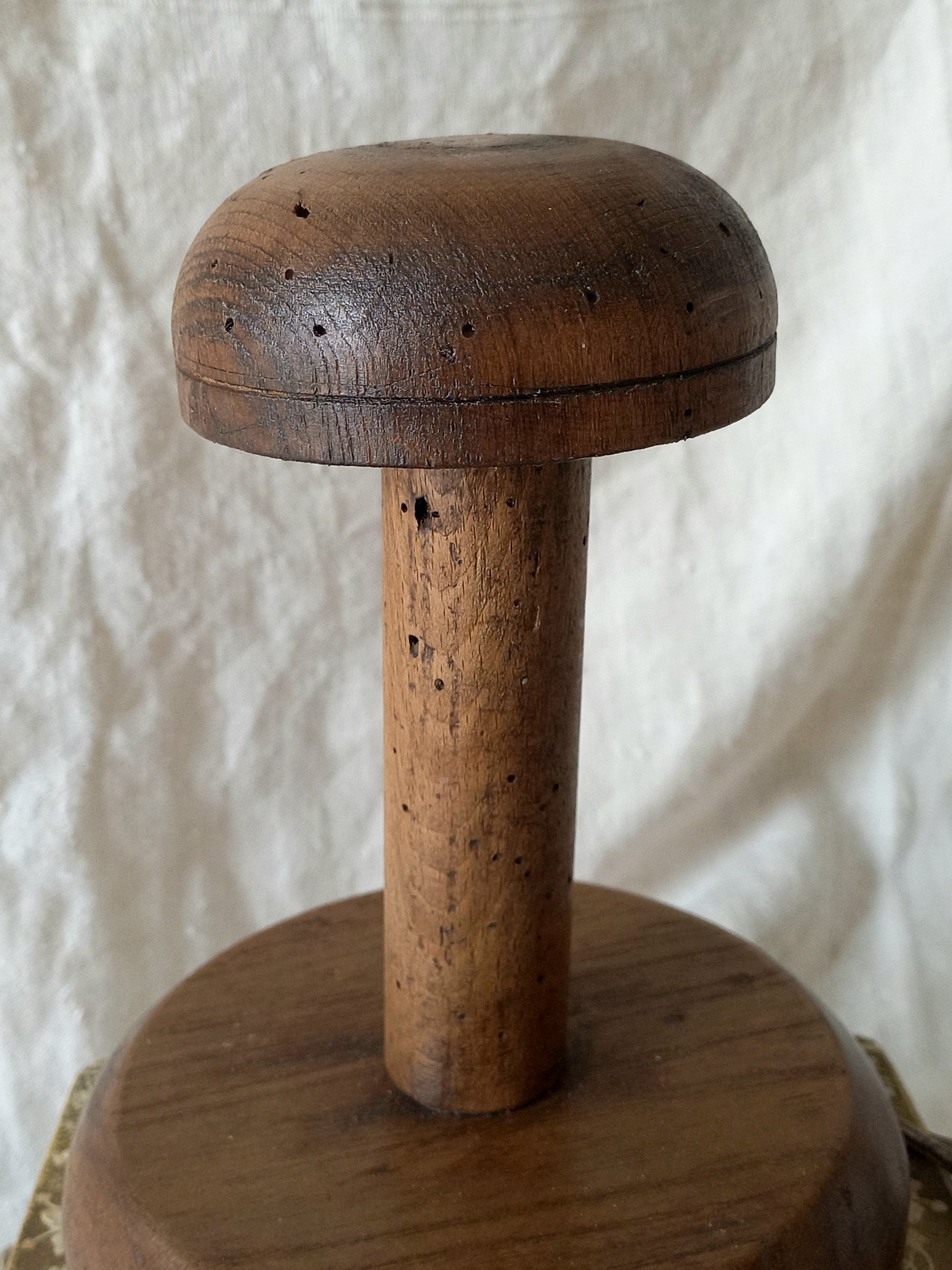 A beautiful French vintage/antique wooden hat stand/milliner's stand. This hand-made hat stand is a short, solid and sturdy piece with some good weight to it that will make a great piece of home decor in any interior, especially those inspired by rustic, country and farmhouse decor.