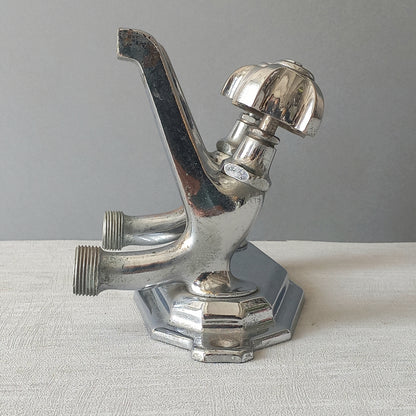 Stylish French vintage hot and cold faucet taps that are heavy, quality pieces probably dating from the 1930s time-frame. These old taps are being sold only as a restoration piece or project.