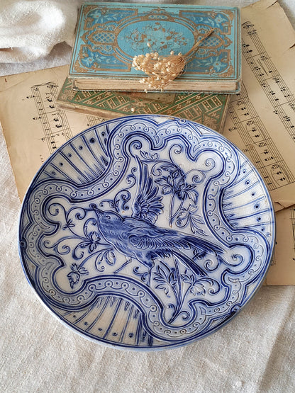antique decorative majolica plate by premier Belgian manufacture, Wasmuel.