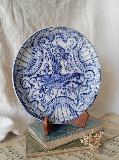 antique decorative majolica plate by premier Belgian manufacture, Wasmuel.