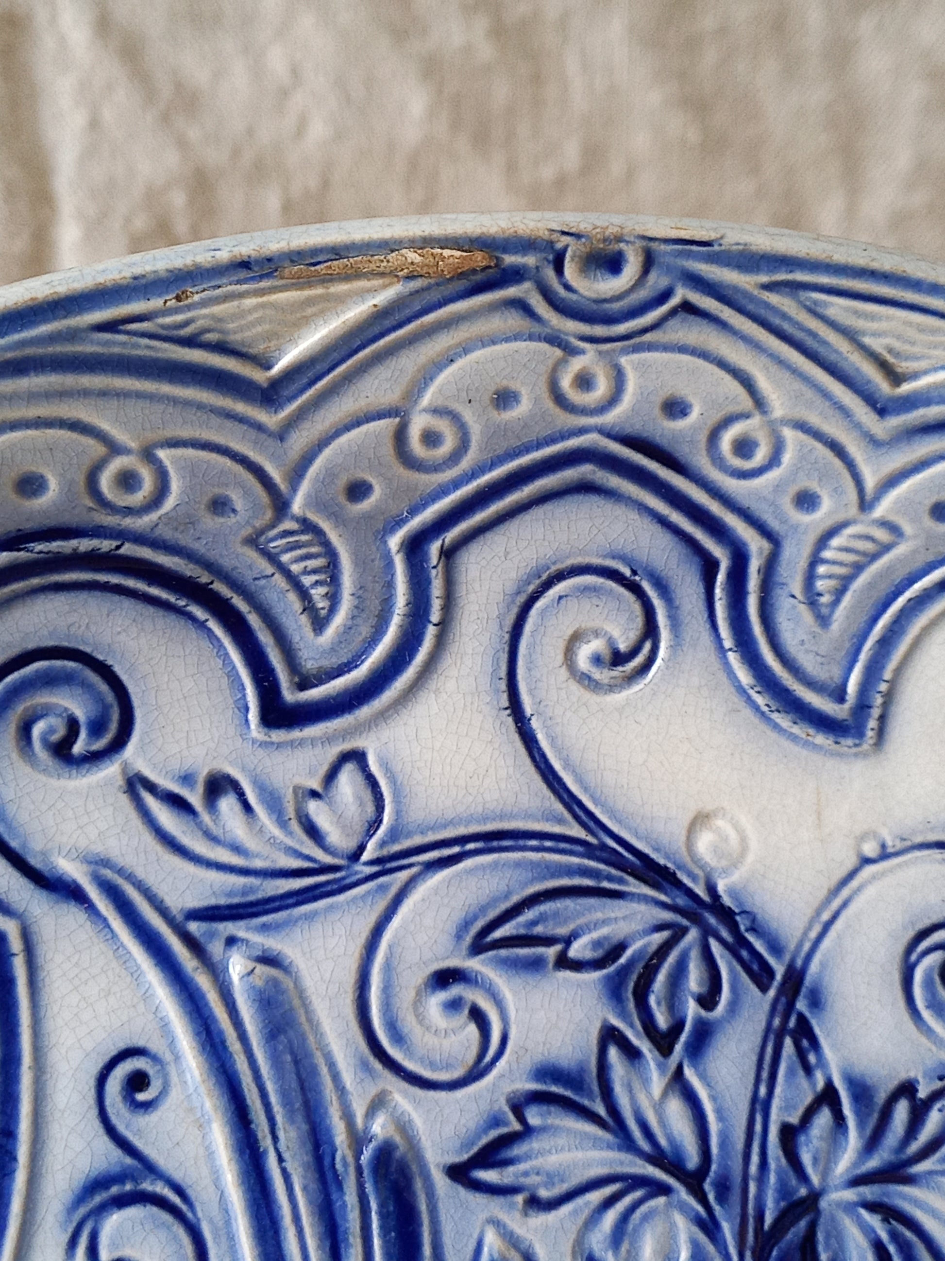 antique decorative majolica plate by premier Belgian manufacture, Wasmuel.
