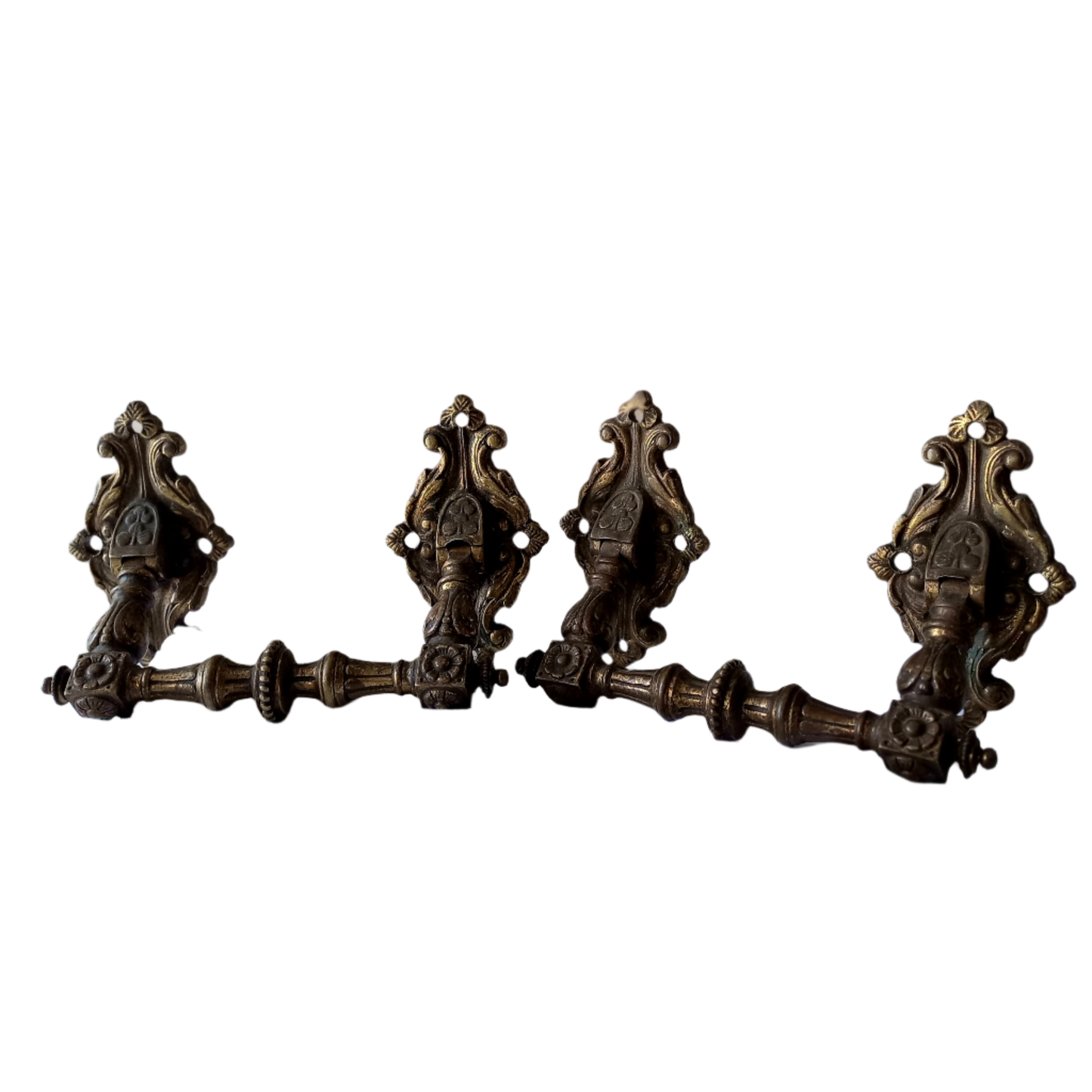 A beautiful pair of decorative French antique drawer pulls, heavy quality pieces that are not found these days. The perfect pieces for finishing off your furniture.