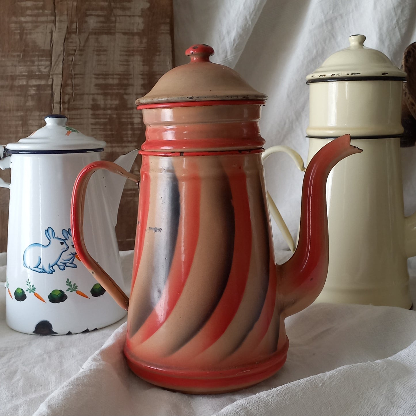 An instant collection of 3 x French fabulous vintage metal/enamel coffeepots in varying conditions and colours. These lovely old pots make great kitchen decor, especially in those of a rustic, country or farmhouse nature.