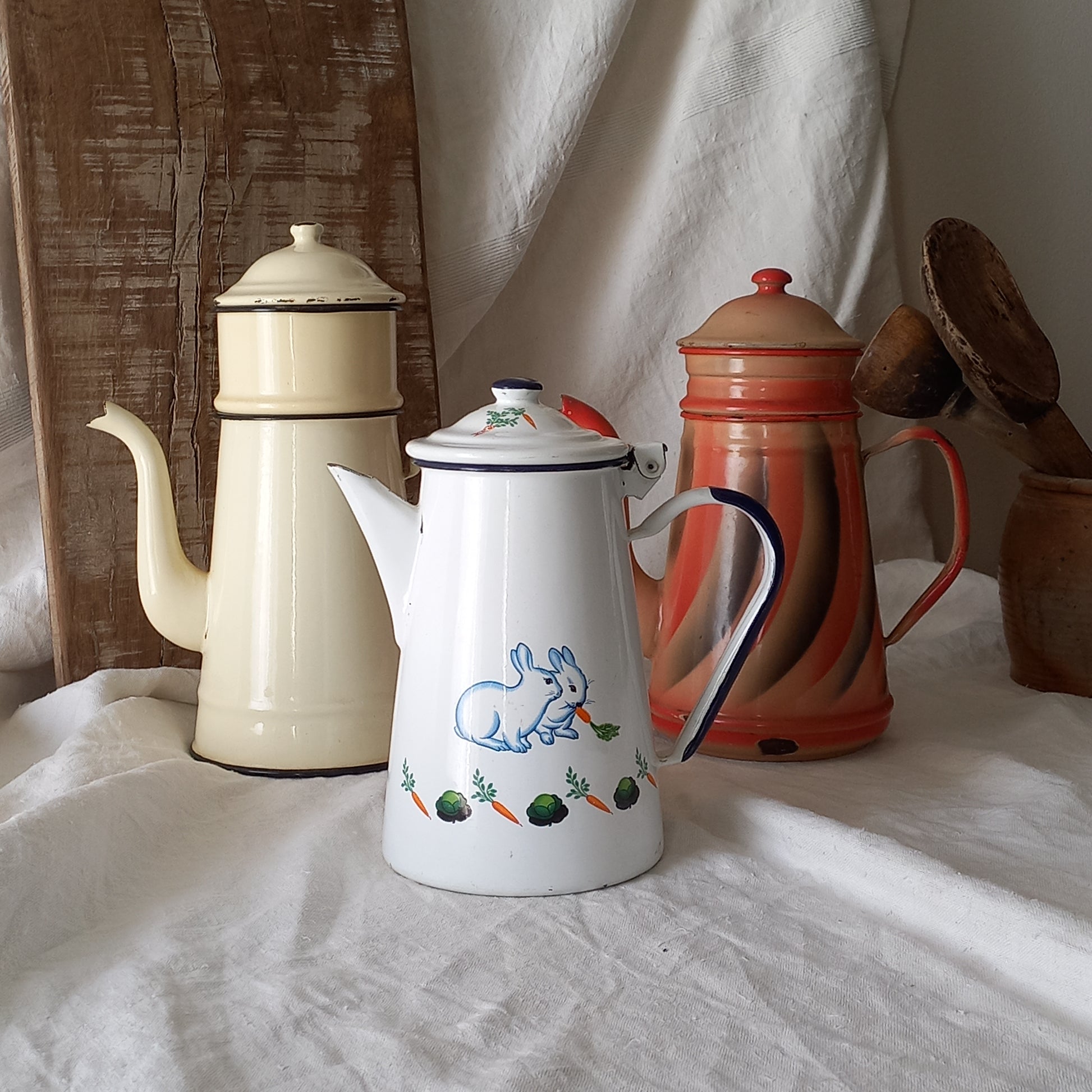 An instant collection of 3 x French fabulous vintage metal/enamel coffeepots in varying conditions and colours. These lovely old pots make great kitchen decor, especially in those of a rustic, country or farmhouse nature.