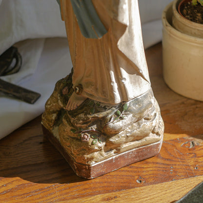 A large and stunning French vintage/antique religious Madonna figurine with wonderful subtle and time-faded coloring, a hard to find piece in this wonderful condition which has just the right amount of aging. This beautiful statue makes excellent religious decor in any home.
